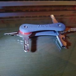 container_braille-keychain-3d-printing-144336.jpg Free STL file Braille keychain・Model to download and 3D print