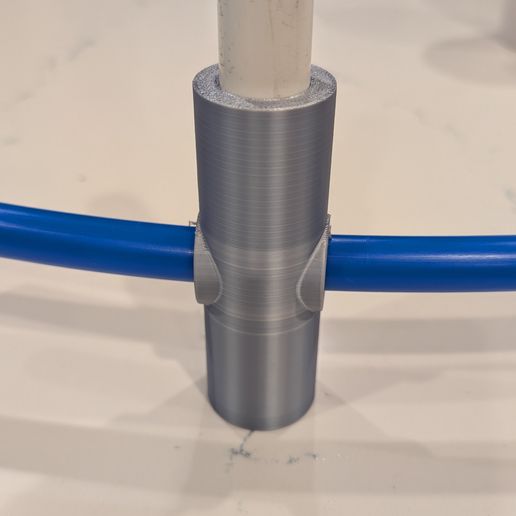 PXL_20241102_230238904.jpg Cross connector for PVC Christmas Tree