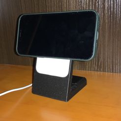 IMG_0054-2.jpg Magsafe Battery iPhone Stand