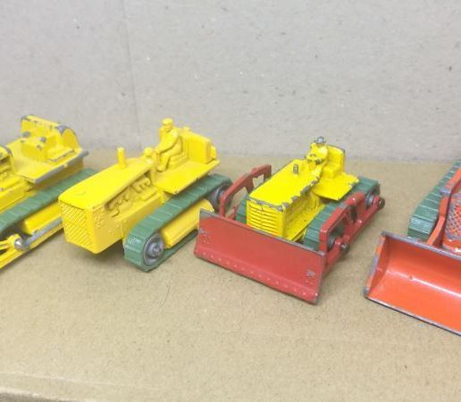 🐛 Lesney Matchbox 8a-18a Caterpillar Tractor Bulldozer Tracks