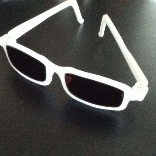 photo1_display_large.jpg Free STL file Sunglasses V2・Object to download and to 3D print, JeanSeb
