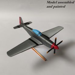22.jpg Static model kit of a WWII warbird