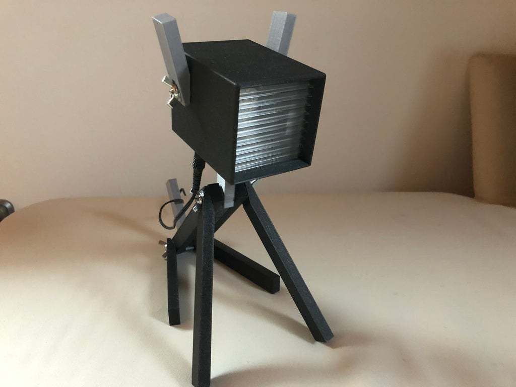IMG_0756.jpeg STL-Datei PLAzzy Lamp (Dog), LED 12V 2.5W kostenlos・Design für 3D-Drucker zum herunterladen, Seabird