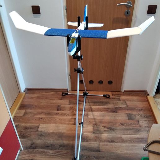 IMG_20220508_120232.jpg RC Plane Foldable Stand