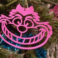 IMG_20181227_184149_res.jpg Christmas Ornament Cheshire's cat / Décoration de Noël Le Chat d'Alice