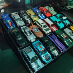 IMG_20230917_105656474_HDR.jpg Archivo 3D Exhibidor de Hot wheels・Objeto imprimible en 3D para descargar