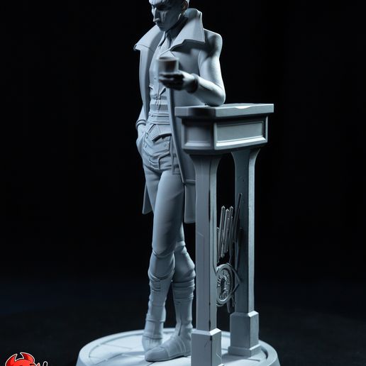 IMG_6307.jpg Antagonist with whiskey