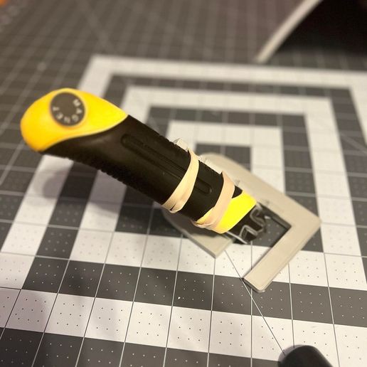 4be61cbf-e56e-4197-9bd1-1e79b33d6bee.jpg Universal Bevel Grip - 45 Degree Angle Cutter