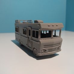 IMG_20231027_222309471.jpg Escenografía a escala HO - 'Winnebago Chieftain 74' 1:87 STL Files