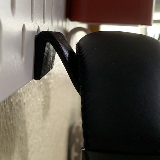 5b3eb68ee36570db9eb96179507eae4.jpg IKEA Skadis Kopfhörerhalter