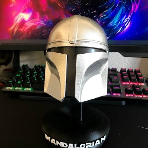 Mandalorian helmet holder 3D model