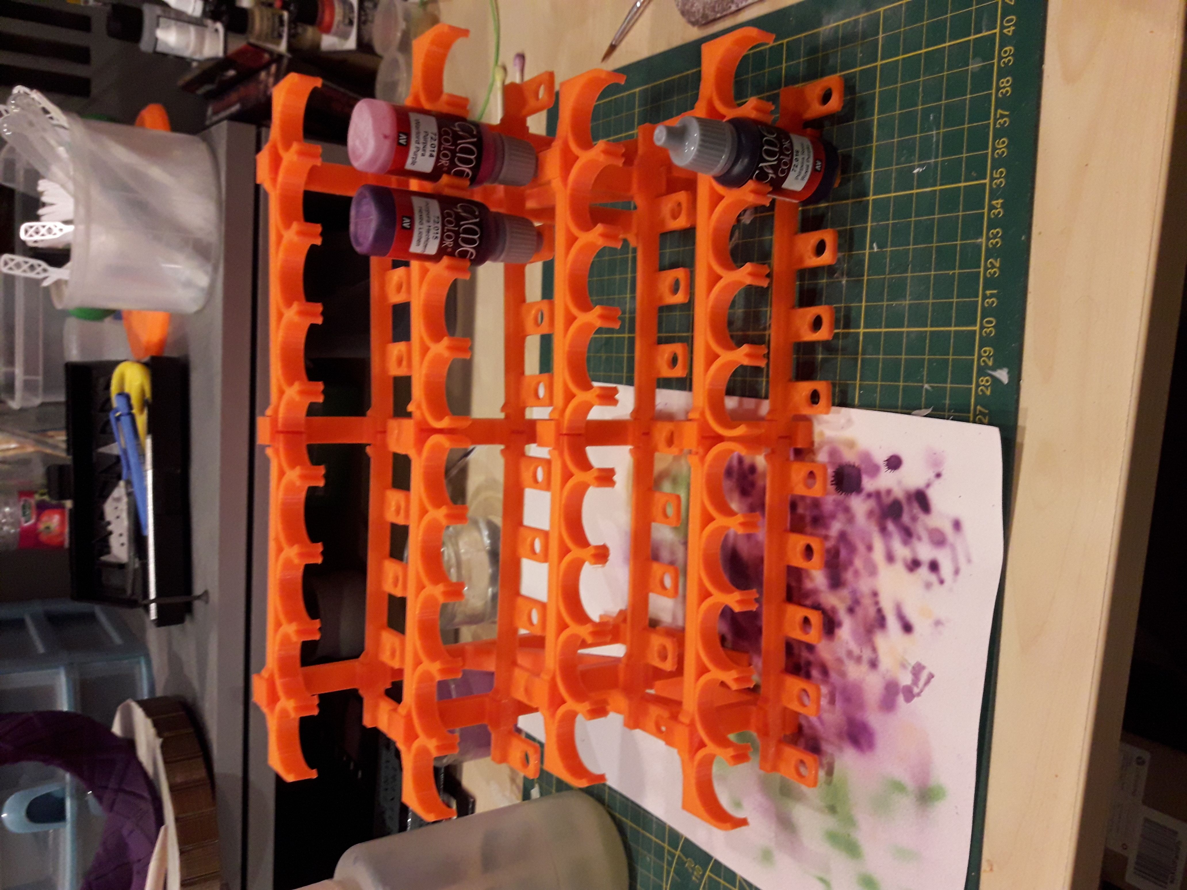 Работа Rack Army Painter / Vallejo с возможностью распечатки в 3D • Сделано с помощью Alfawise