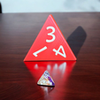 D4.png Dés géants imprimables en 3D : multi-matériaux et mono-matériaux