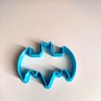 batmancutter.jpg Batman cookies, sugar paste, polymer clay cutter