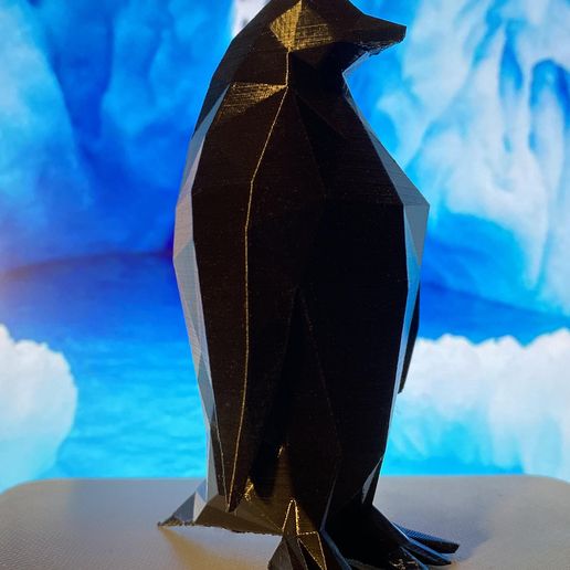 04.jpg LOW-POLY-PINGUIN