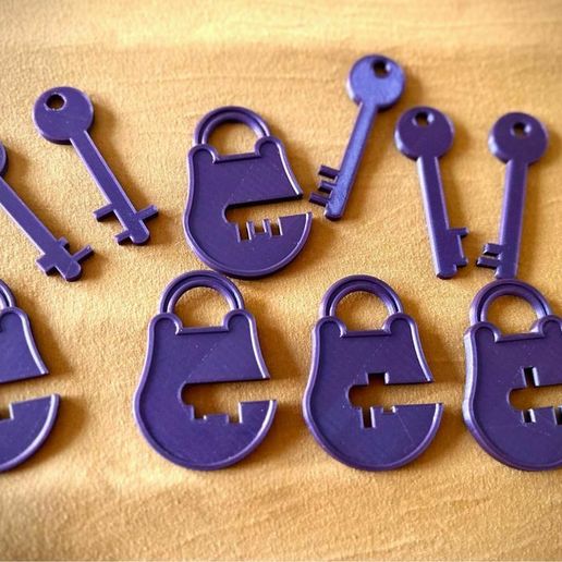 347082287_6798987626778732_9160282516756961875_n.jpg LOCK - PUZZLE