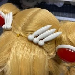 IMG_2547_1.jpg 3D file Sailor Moon Hair Clips・3D printing design to download