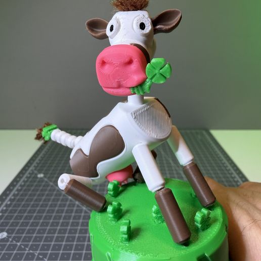 IMG_4839.jpeg Cows on Spring - Saint_Patrick's day