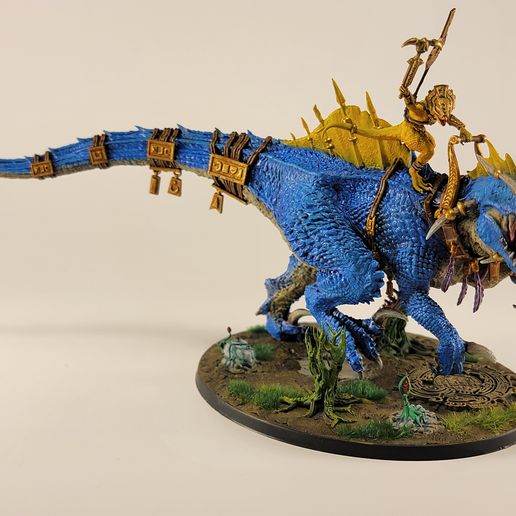 ОРАКУЛ ВЕРХОМ НА ФАНТАСТИЧЕСКОМ СПИНОЗАВРЕ