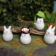 Bunnies_01.jpg Chibi Totoro - Mit Blatt