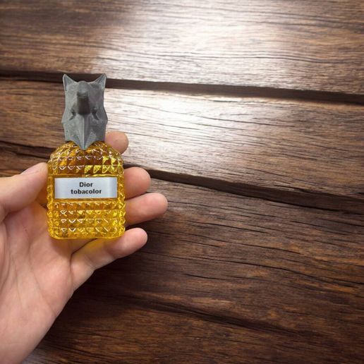 photo_2025-02-08_23-10-13.jpg Wolf perfume cap