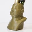 kim_jun_2.jpg Archivo STL gratis Kim Jong Un Pen Cup・Diseño imprimible en 3D para descargar
