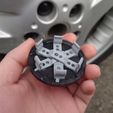 c4bb71f6-d1a4-4940-b9ea-f6f3f3690165.jpg 3D-Datei Center cap clips tabs Lösung für Land Rover Räder an einem Saab 9-3 kostenlos・3D-Druck-Idee zum Herunterladen
