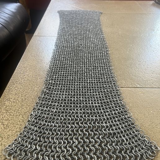 IMG_9071.jpg Chainmail v2.0 - 1 meter of medieval armor for cosplay