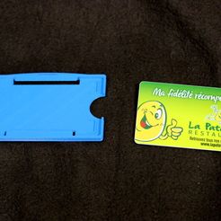 IMG_6399.JPG Fichier STL Porte-carte・Modèle à télécharger et à imprimer en 3D
