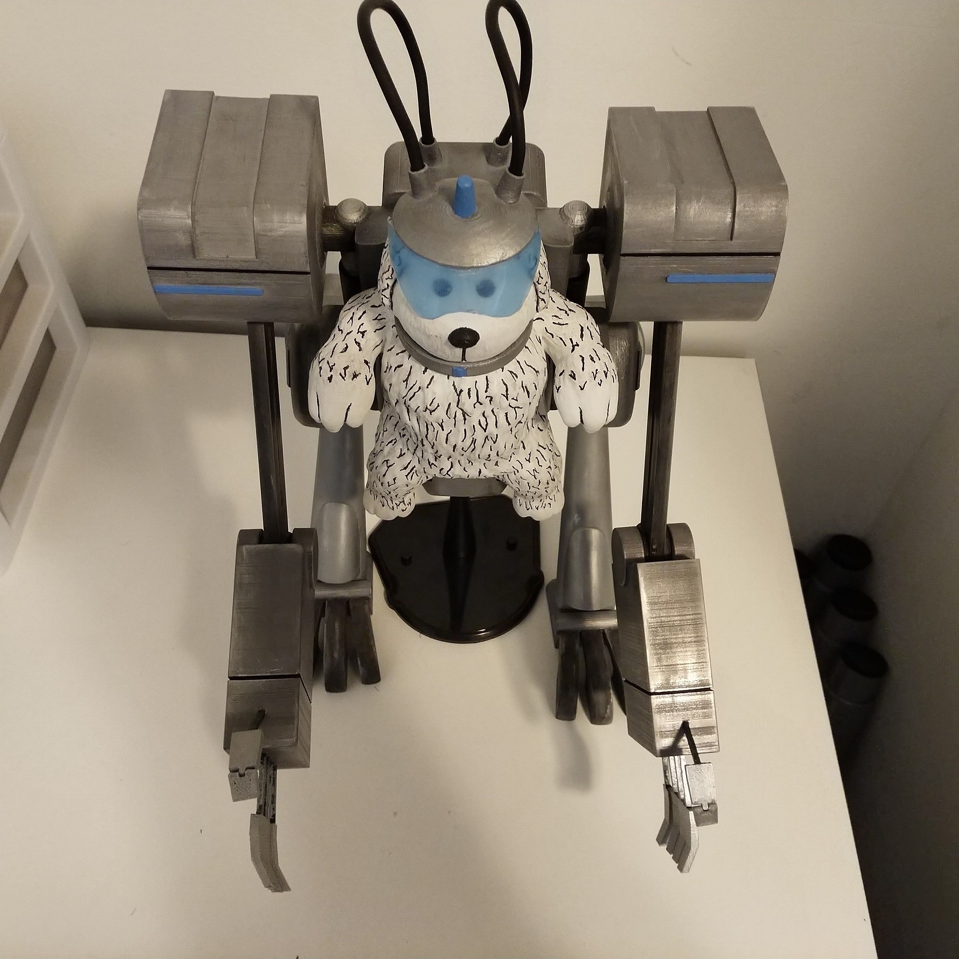 Top.jpg Fichier STL Robot "Snuffles" à boule de neige - Articulation de "Rick et Morty".・Plan pour impression 3D à télécharger, Concept-D