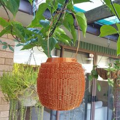C20210430_160116.jpg Free STL file Loopy Lantern・3D print object to download