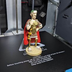 362935197_1538692926663477_5500321737383078182_n.jpg STL-Datei cesar figur von asterix und obelix・Vorlage für 3D-Druck zum herunterladen
