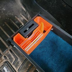 signal-2022-06-11-171341_001.jpeg Free 3MF file Card Organizer for Bestop Jeep Under Seat Lock Box・Object to download and to 3D print, guido66611x