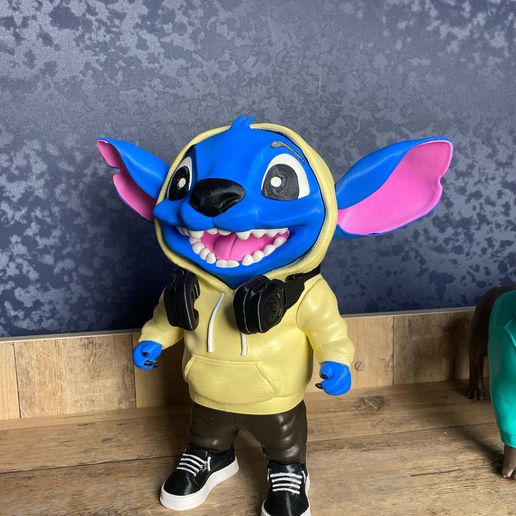 Изображение-WhatsApp-2025-04-05-в-23.11.43_d99300bc.jpg Stitch Urban vibes