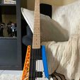 IMG-20240204-WA0011.jpg PLAinberger v1 - A 3D printed headless Bass Guitar