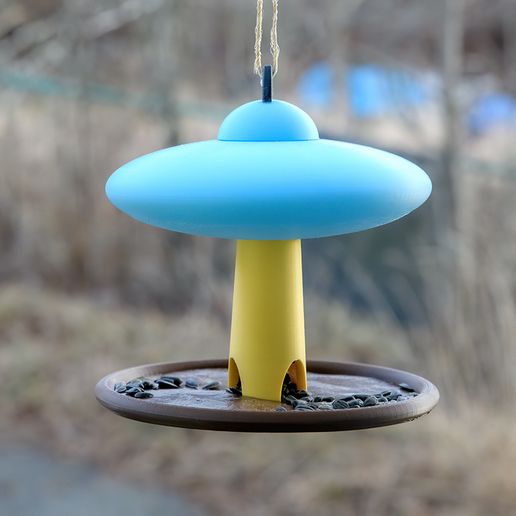 👽 Alien Invasion Flying Saucer UFO Bird Feeder・ STL File for 3D ...