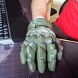 IMG_20210730_193005.jpg DOOM Slayer Glove improved and scaled for Cosplay
