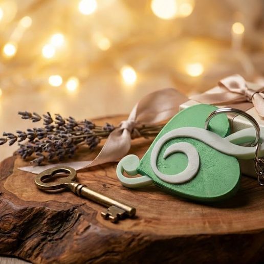 Musical Heart: Treble Clef Keychain