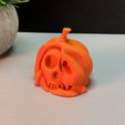 IMG_3524.jpg Melting Skull Pumpkin