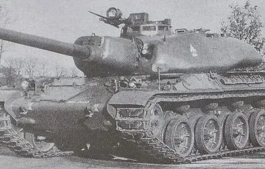 amx-30-acra-the-french-starship-v0-lEjZVN4aCDJOIVC-BtVs0PQRYIjli8ZCvQDFzIgW01Q.webp Batignolles-Châtillon 25t Pack