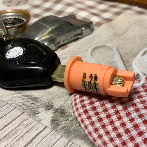 28209e5a-185f-4fda-a6a8-05ca0876b1cd.jpg Reparação do puxador do porta-luvas do BMW E39