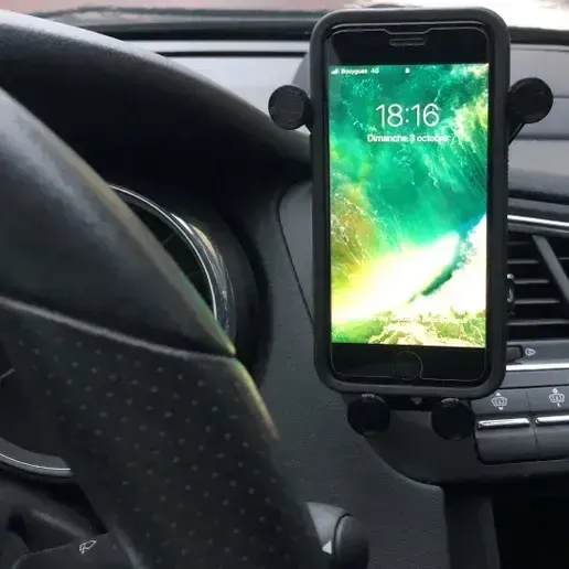 Car Mobile Holder - Compact and Functional 3D Design