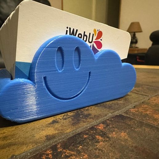 WhatsApp-Image-2023-01-08-at-20.14.17.jpeg Smiley Cloud Business Card Holder