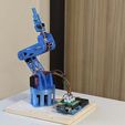 PXL_20201204_074406231.PORTRAIT.jpg 5 axis robot arm