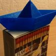 Bateau_en_papier.jpg Bateau en Papier - Paper boat