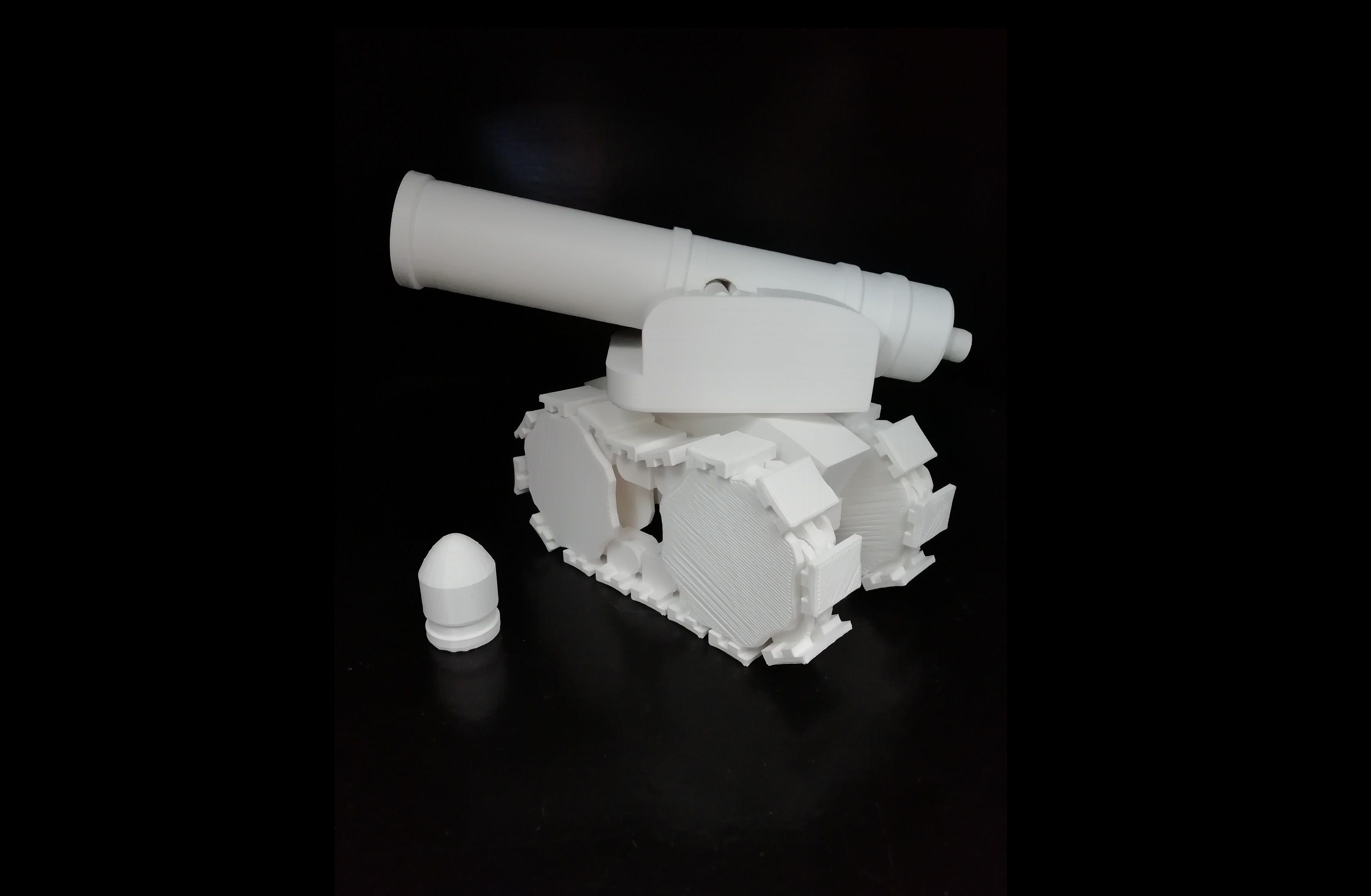 Tank2_1.jpg Download file Moving and shooting tank • Object to 3D print, eAgent