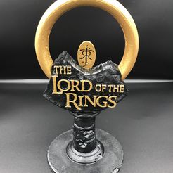 IMG-9242.jpg Fichier STL Support pour casque d'écoute Lord Of The Ring・Plan à imprimer en 3D à télécharger
