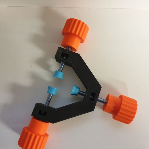 3-point clamp 3D model