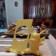 20211011_155410.jpg Suporte para telemóvel Pikachu