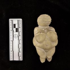 20180308_134514.jpg Venus of Willendorf, Ancient Paleolithic Figurine